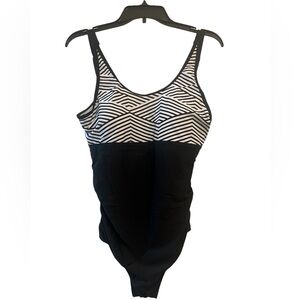 Sea & Sand Black & White suit one piece swim suit